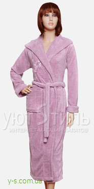 Жіночий пухнастий халат рожевого кольору BE3011